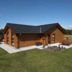 Hvorfor vælge præfabrikerede træ- og bjælkehuse